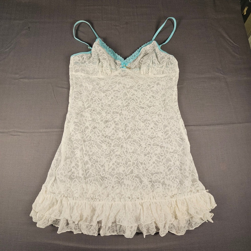 Victorias Secret White‎ Lace Chemise Turquoise Trim Gold Key Charm Ruffle Hem L